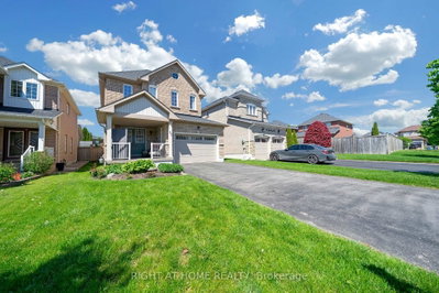 95 Glen Eagles Drive — photo 2