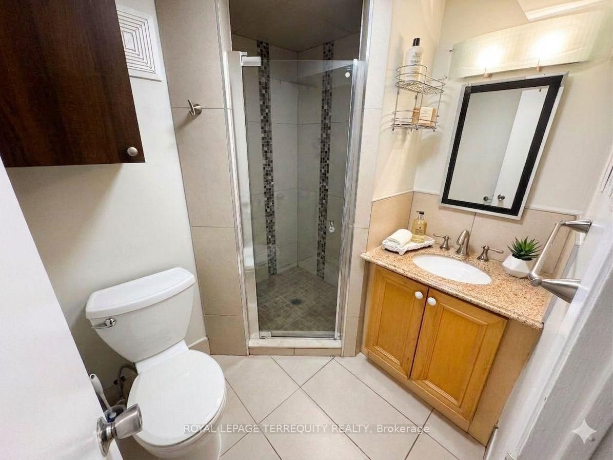 475 Woodbine Avenue, Unit 2 - Photo 16