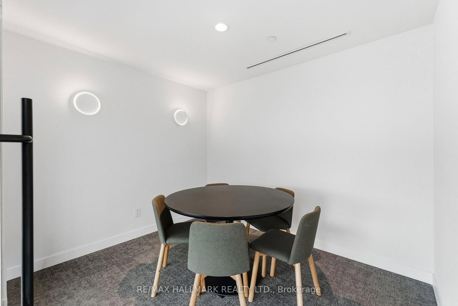1050 Eastern Avenue • #1113 • Toronto, ON photo 31