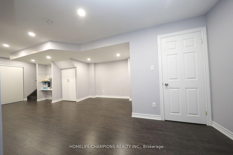home for lease on 5 Bellotti Crescent