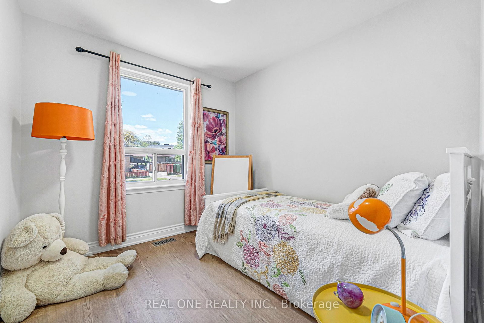 1 Gilroy Drive • Toronto, ON photo 14