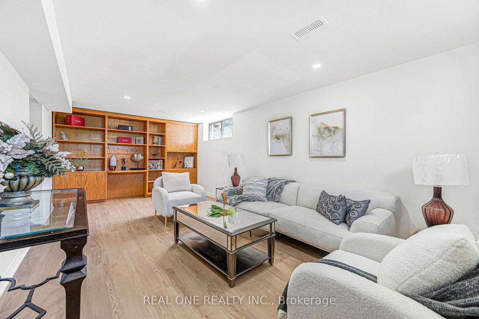 1 Gilroy Drive • Toronto, ON photo 21