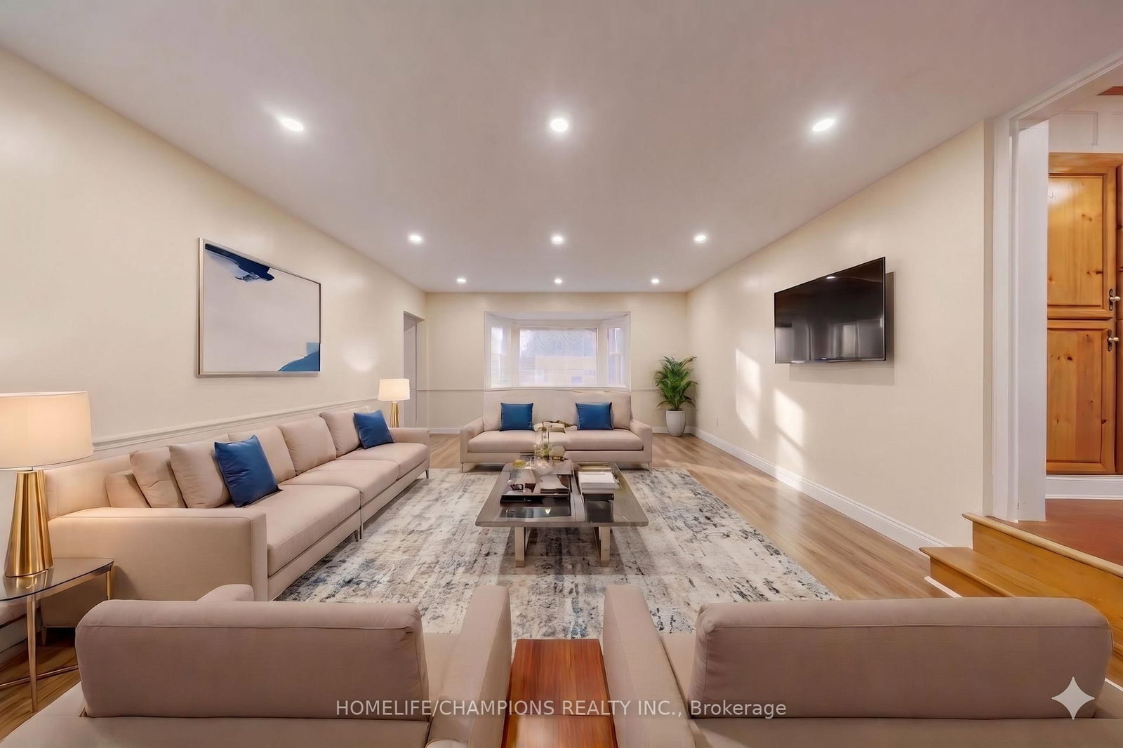 44 Marydon Crescent, Toronto, ON, photo 2
