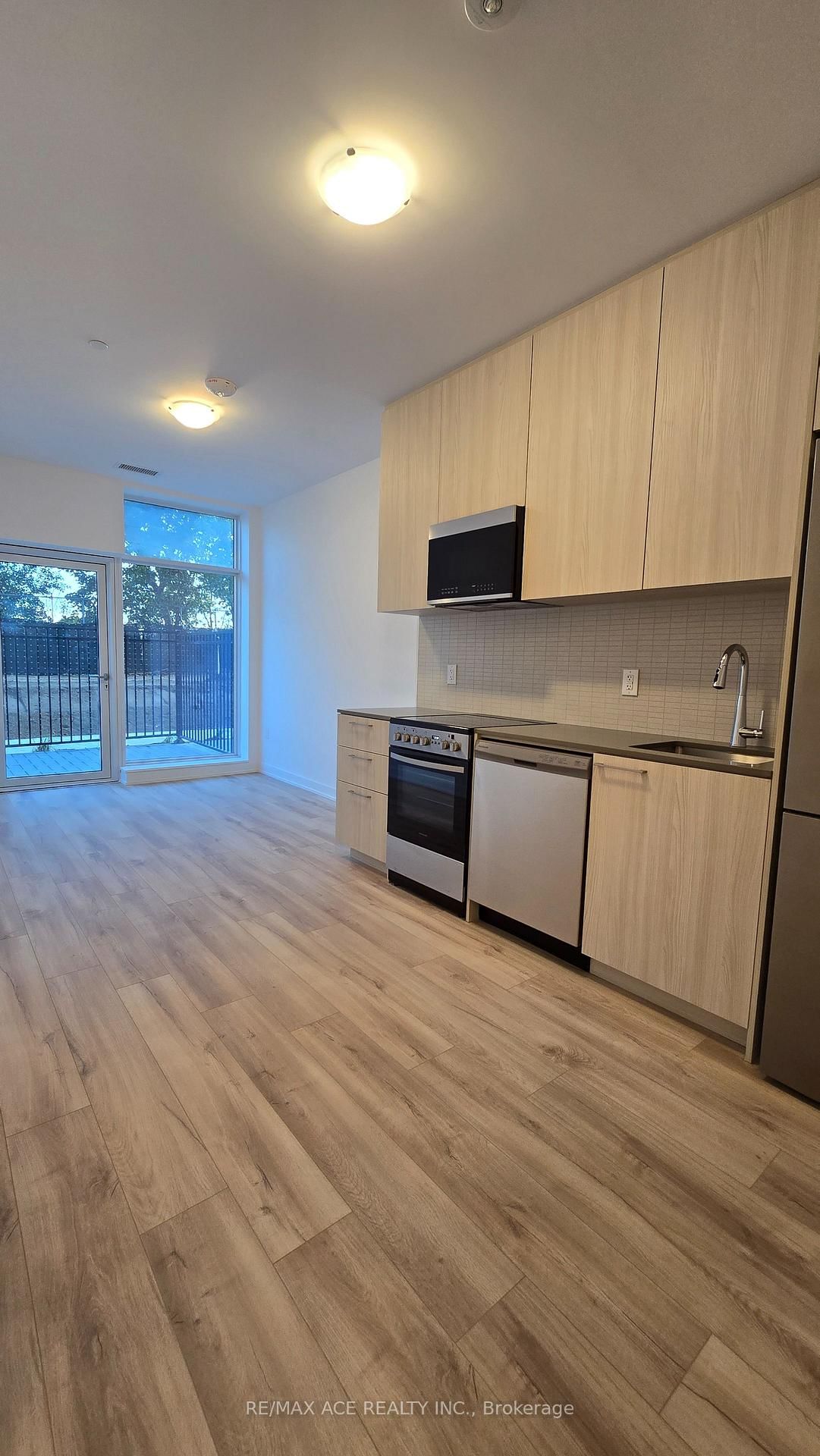 7439 Kingston Road, Unit 110 - Photo 8