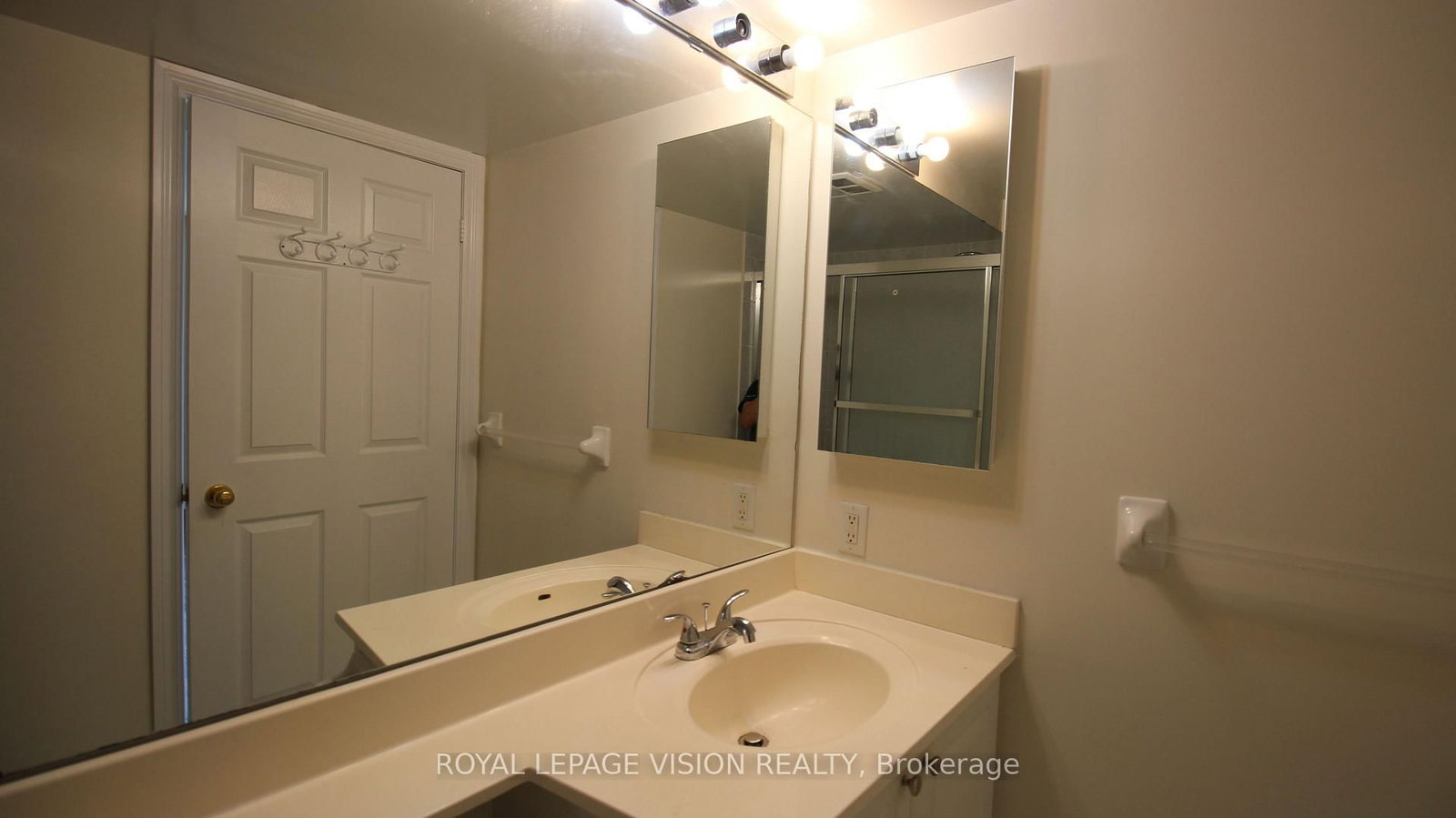 2627 McCowan Road, Unit 1608 - Photo 14