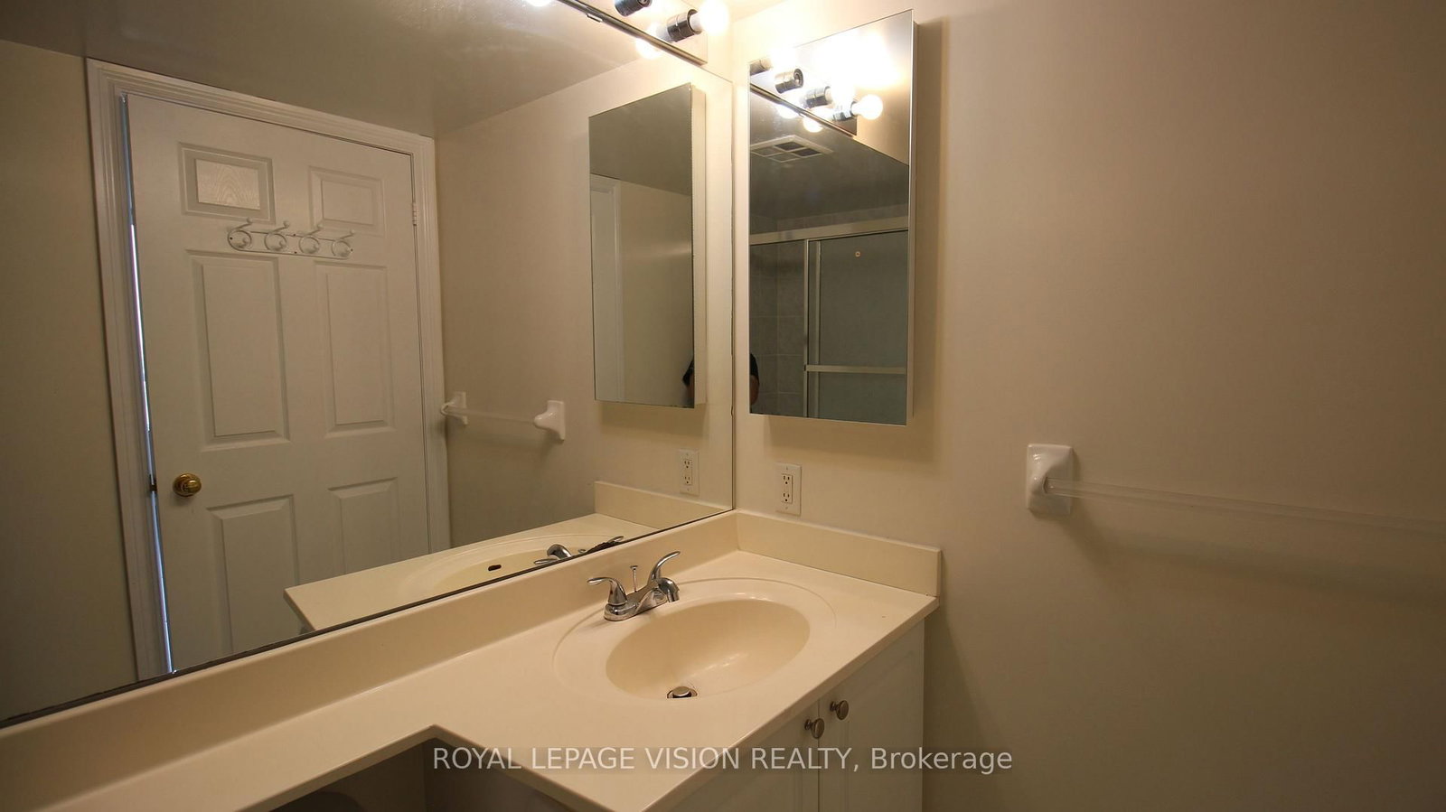 2627 McCowan Road, Unit 1608 - Photo 15