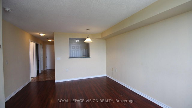 1608 - 2627 McCowan Road