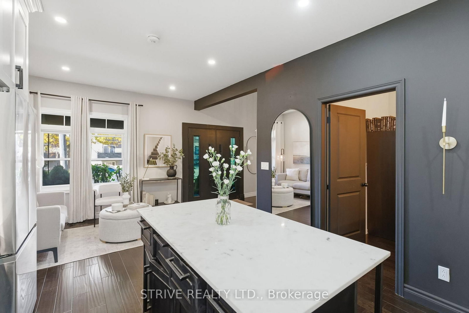 107 Cromwell Avenue • Oshawa, ON photo 16