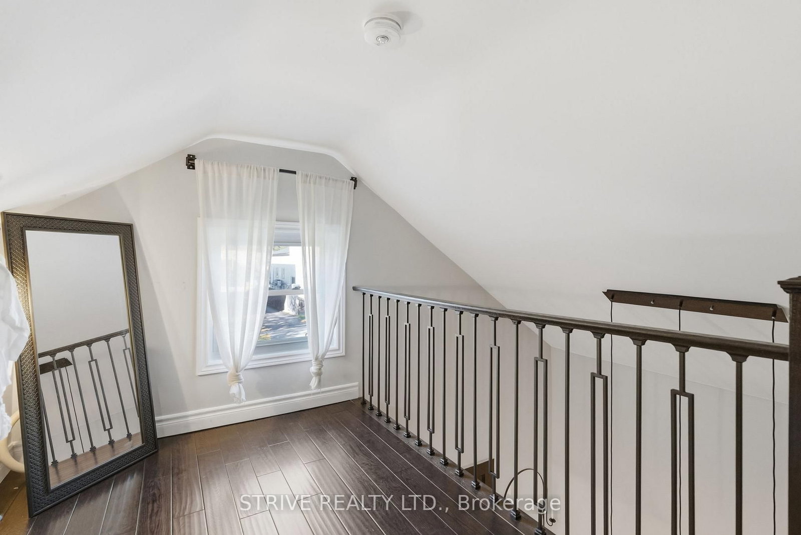 107 Cromwell Avenue • Oshawa, ON photo 31