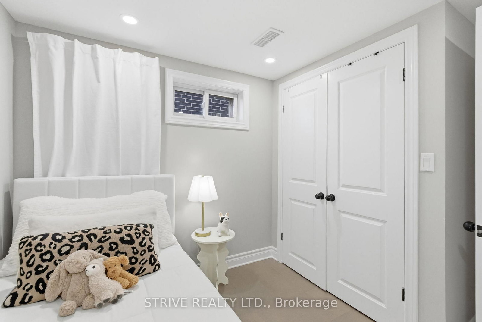 107 Cromwell Avenue • Oshawa, ON photo 45