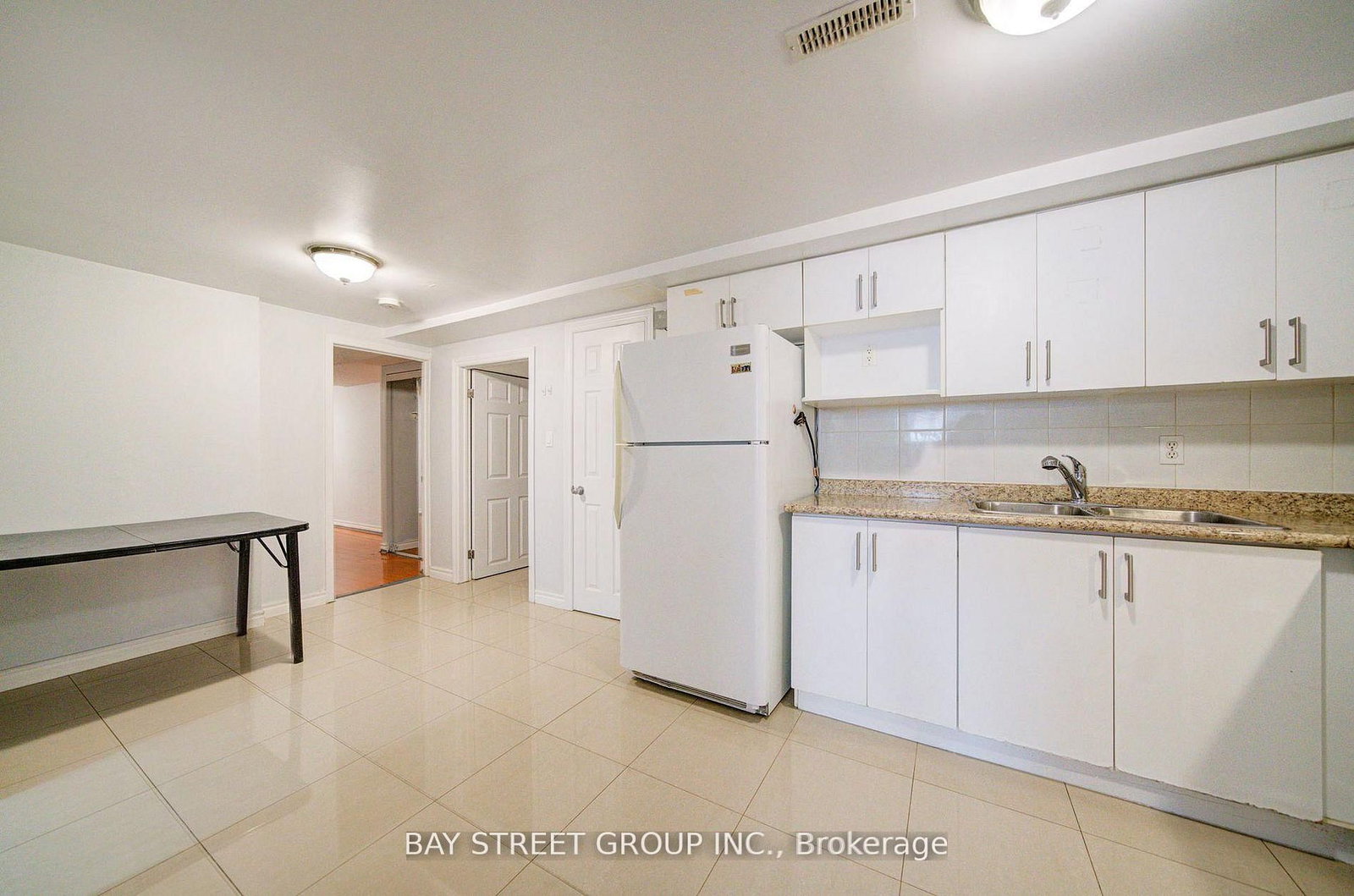 BSMT-5 Lockdare Street, Toronto, ON, photo 5