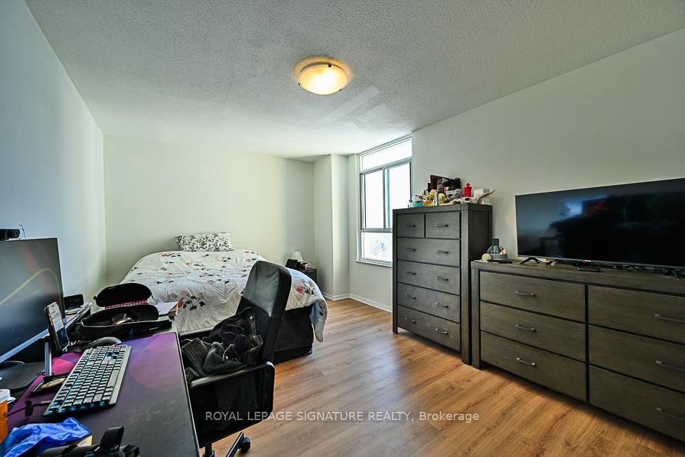 2550 Pharmacy Avenue • #1015 • Toronto, ON photo 10