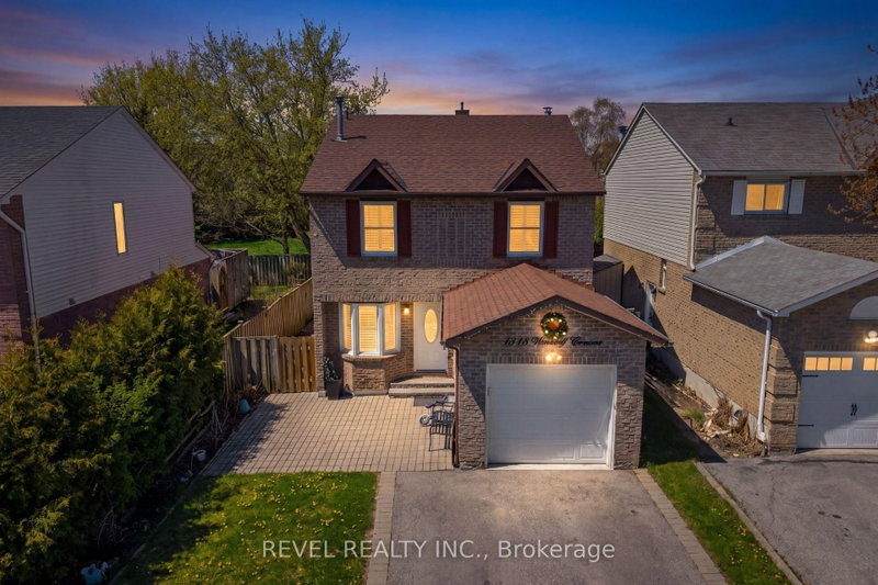 1518 Woodruff Crescent