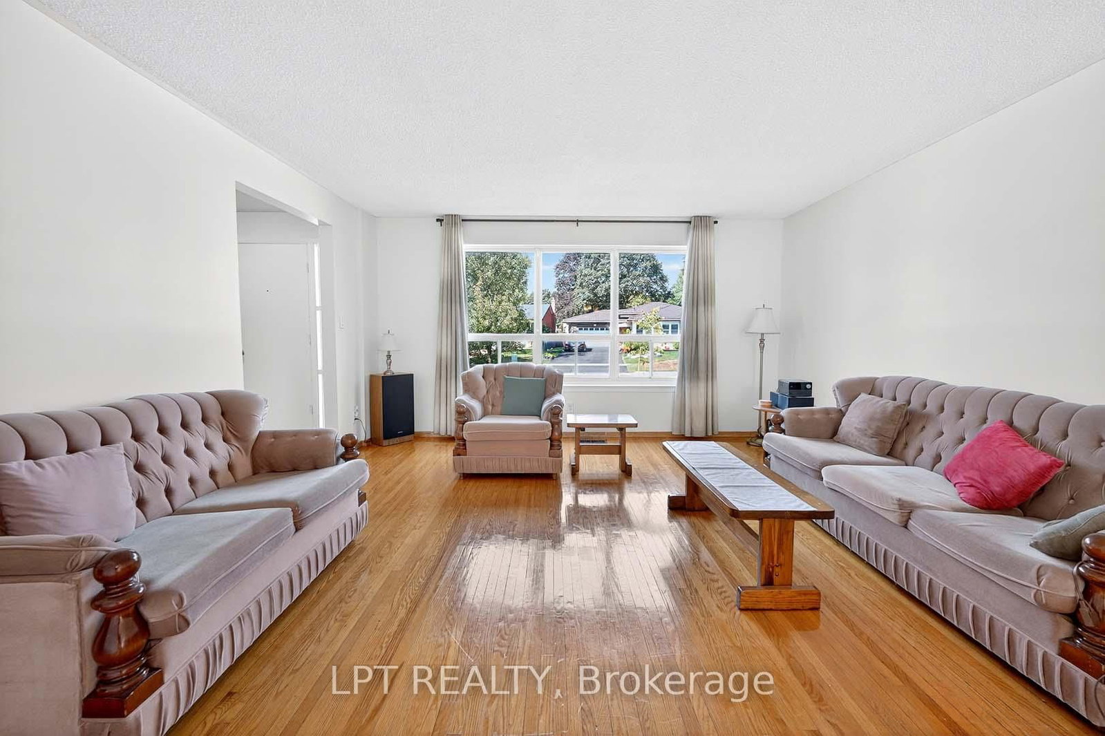 49 Kentish Crescent, Toronto, ON, photo 5