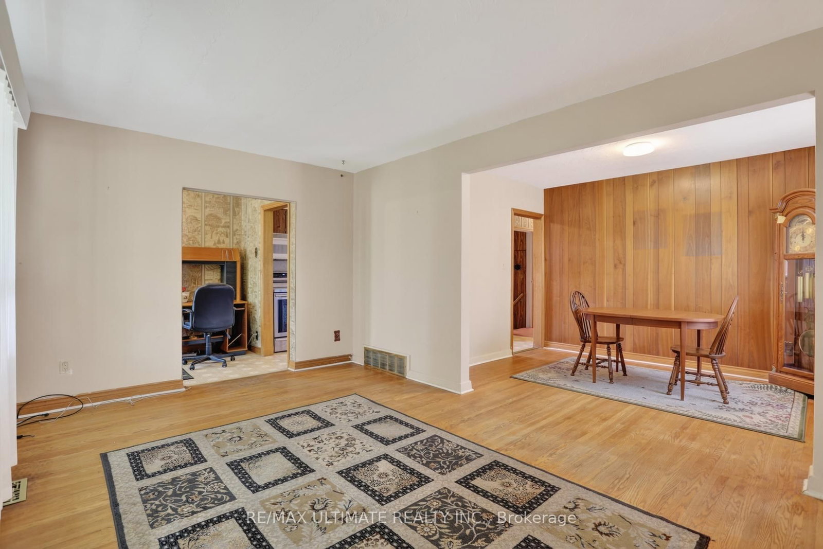 1494 Danforth Road • Toronto, ON photo 12