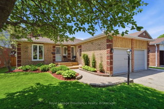 6 Doncaster Crescent