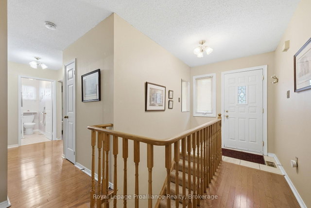 6 Doncaster Crescent