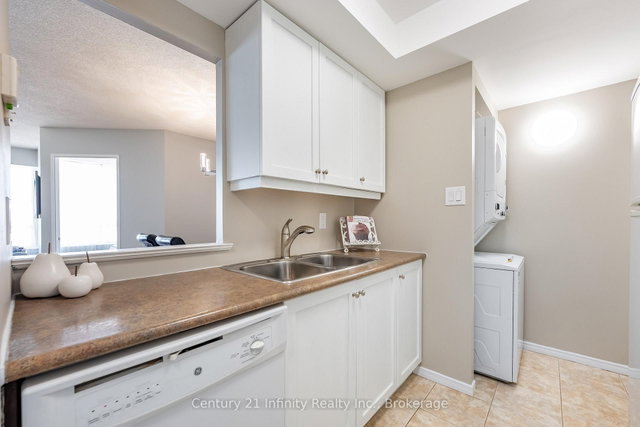 1206 - 5 Greystone Walk Drive