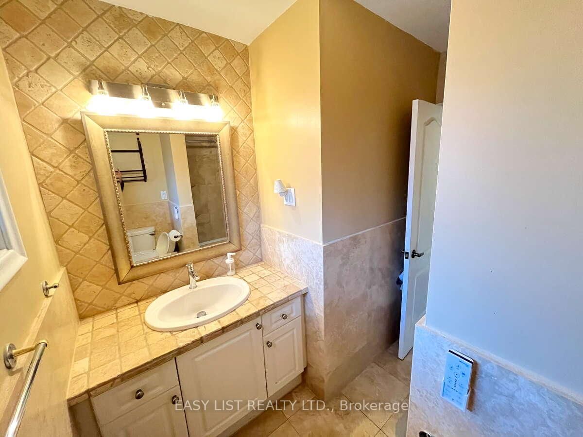 57 Kilbride Road • Toronto, ON photo 20