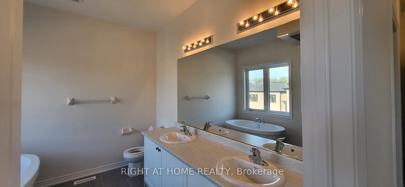 2117 Coppermine ( UPPER) Street - Photo 13
