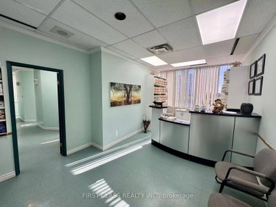 Unit 412 — 4002 Sheppard Avenue E — photo 5