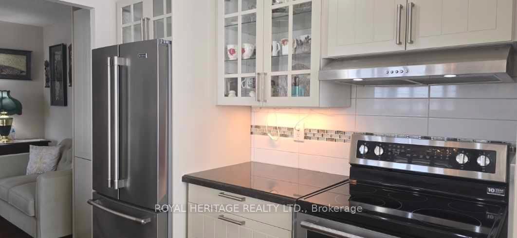 410 malvern Avenue, Unit 1108 - Photo 6