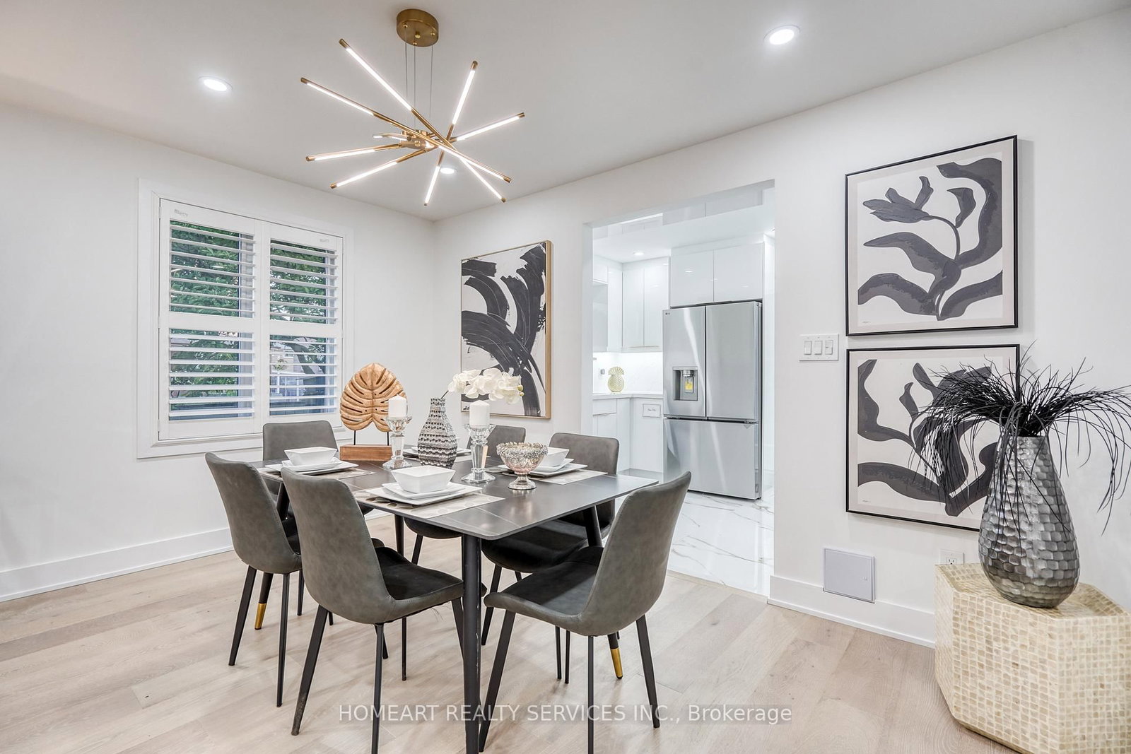35 Munford Crescent • Toronto, ON photo 10