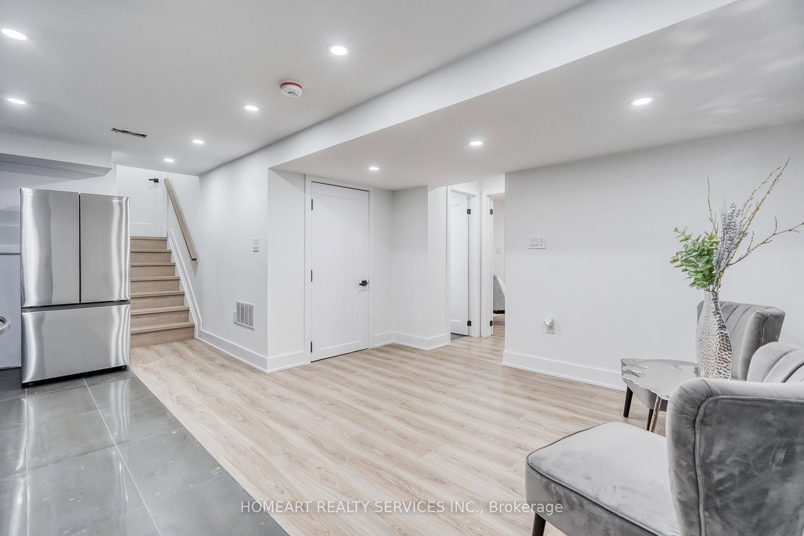 35 Munford Crescent • Toronto, ON photo 23