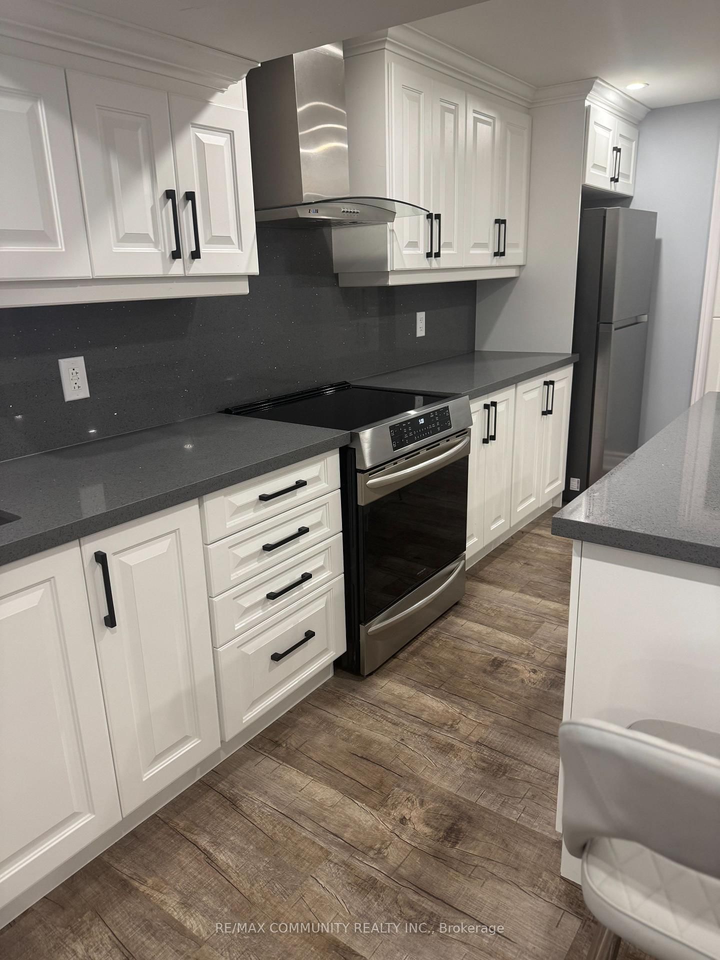 50 Barchard Street - Photo 2