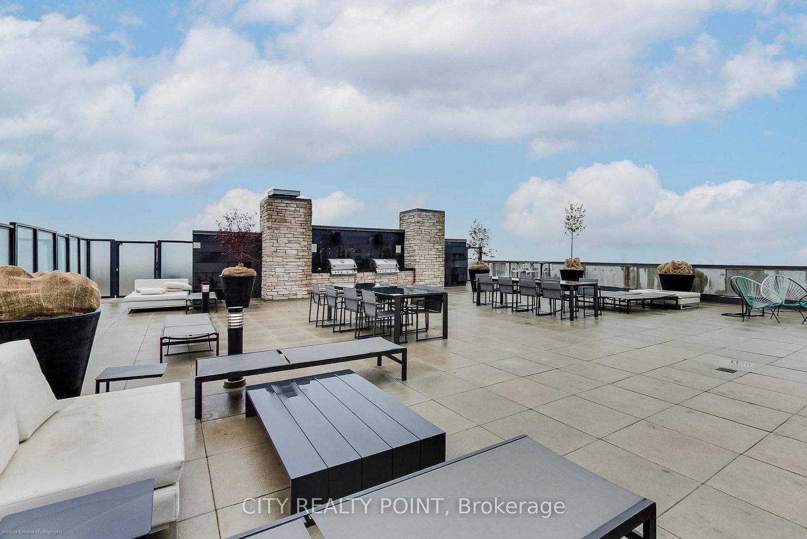 1190 Dundas Street E, Unit 505 - Photo 18