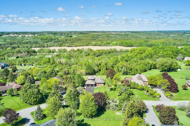 13 Werrydale Drive