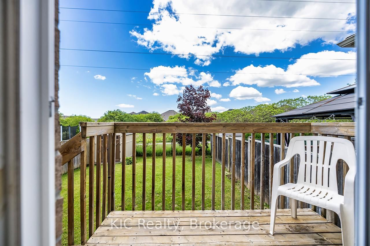 40 Puttingedge Drive • Whitby, ON photo 31