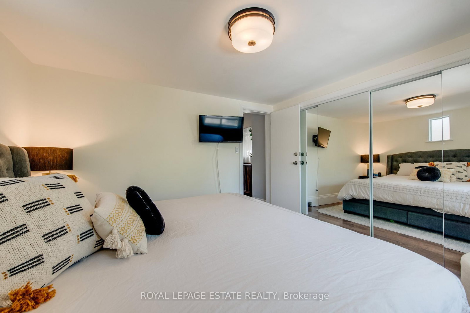 138 Woodmount Avenue - Photo 19