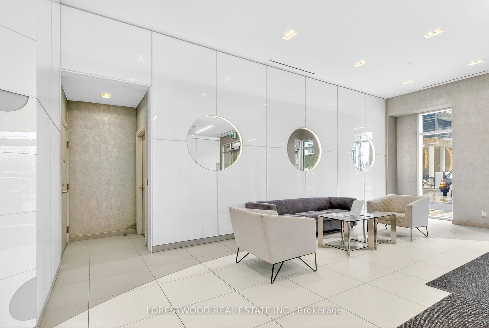 20 Meadowglen Place, Unit 2104 - Photo 27