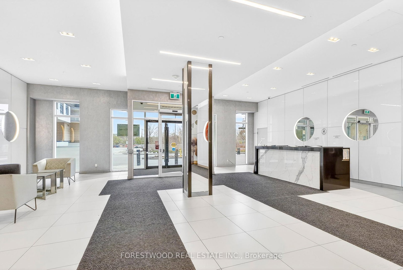 20 Meadowglen Place, Unit 2104 - Photo 28