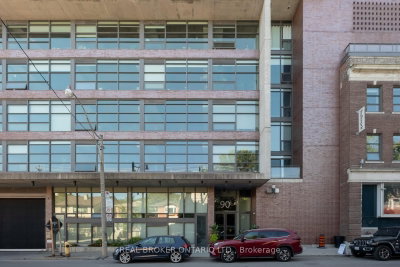 90 Broadview Avenue • #202 • Toronto, ON