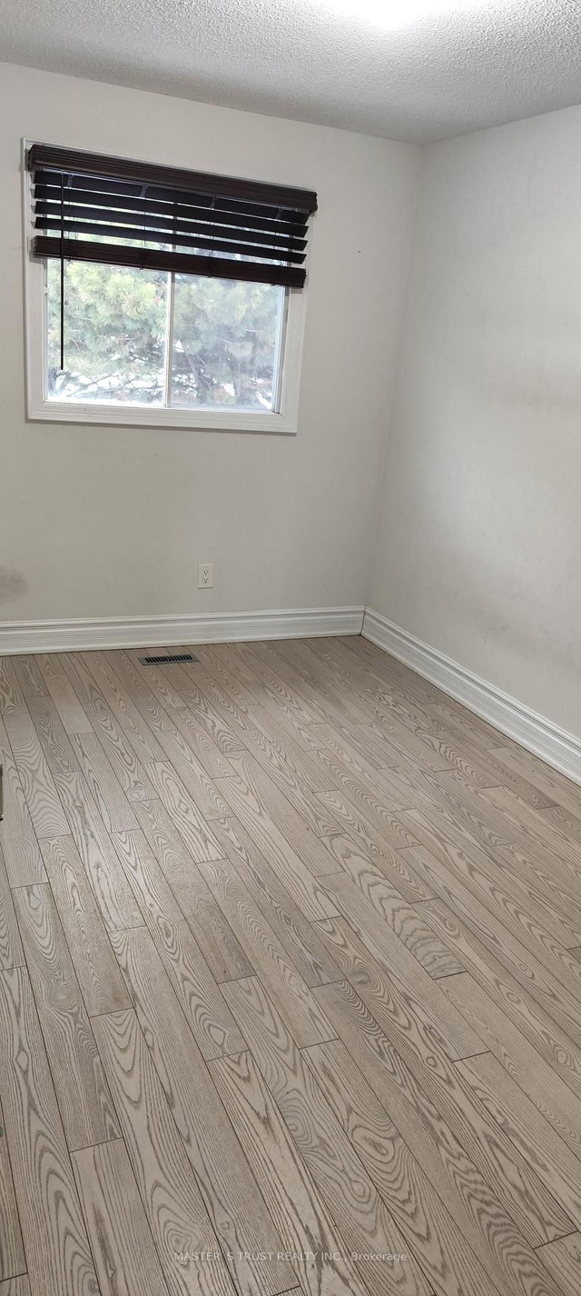 2nd Floor - 40 Whitley Castle Crescent S