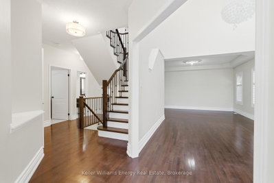 1633 N Grandview Street • Oshawa, ON photo 5