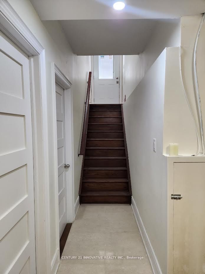 home for lease on 33 Scarborough Golf Club (Basement) Road