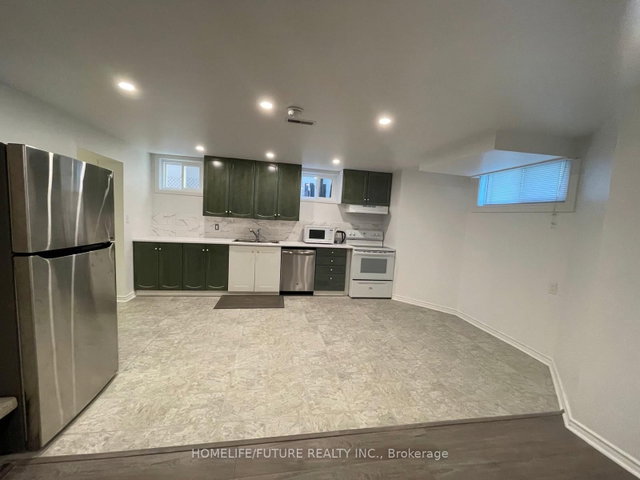 Bsmt - 52 Falaise Road