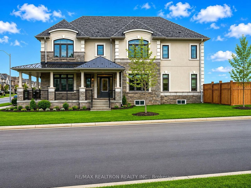 home for lease on 2 Ed Ewert Avenue