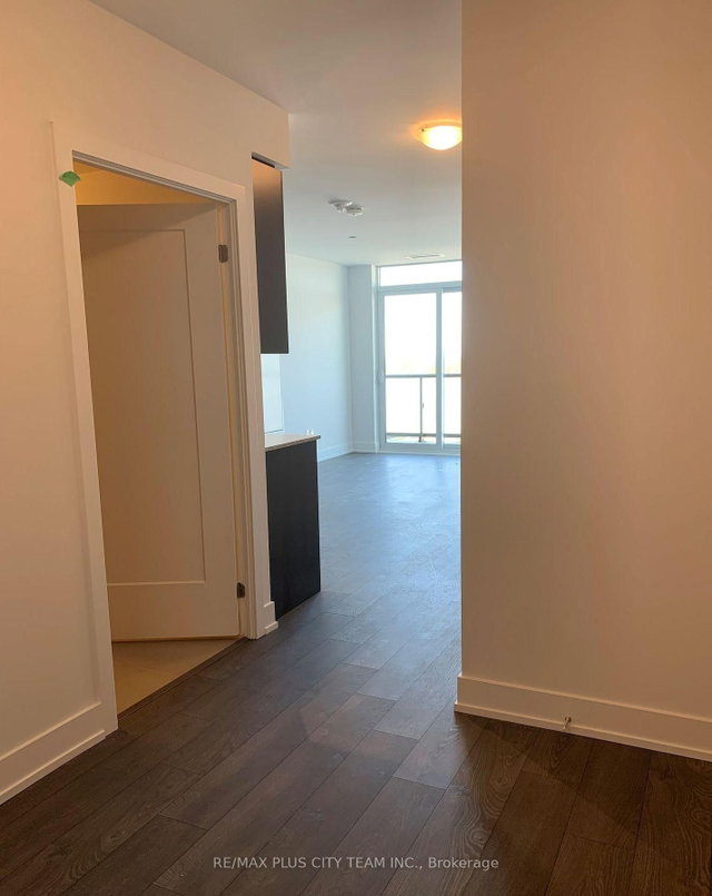 717 - 2550 Simcoe Street N