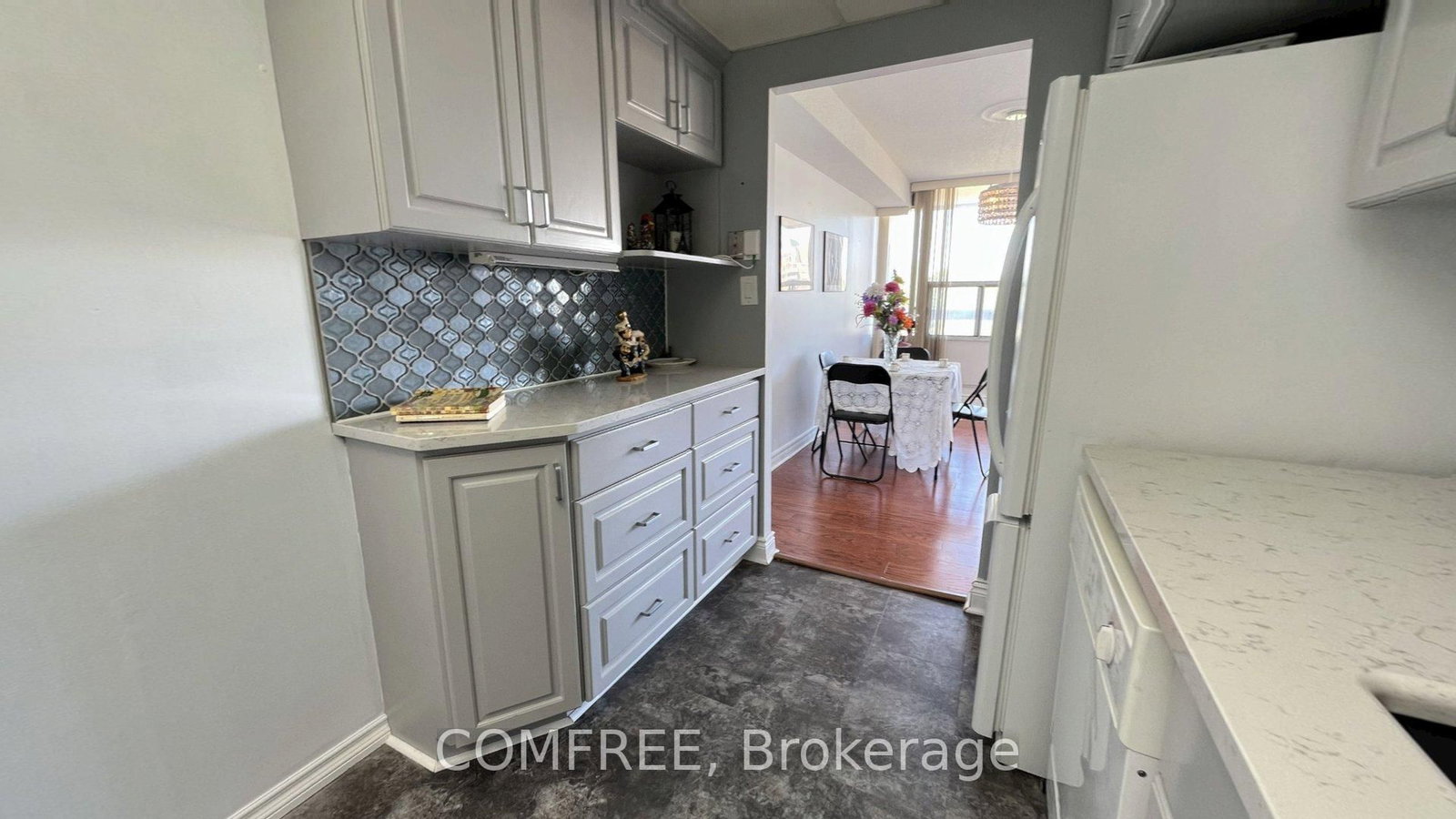 55 William Street E • #505 • Oshawa, ON photo 10