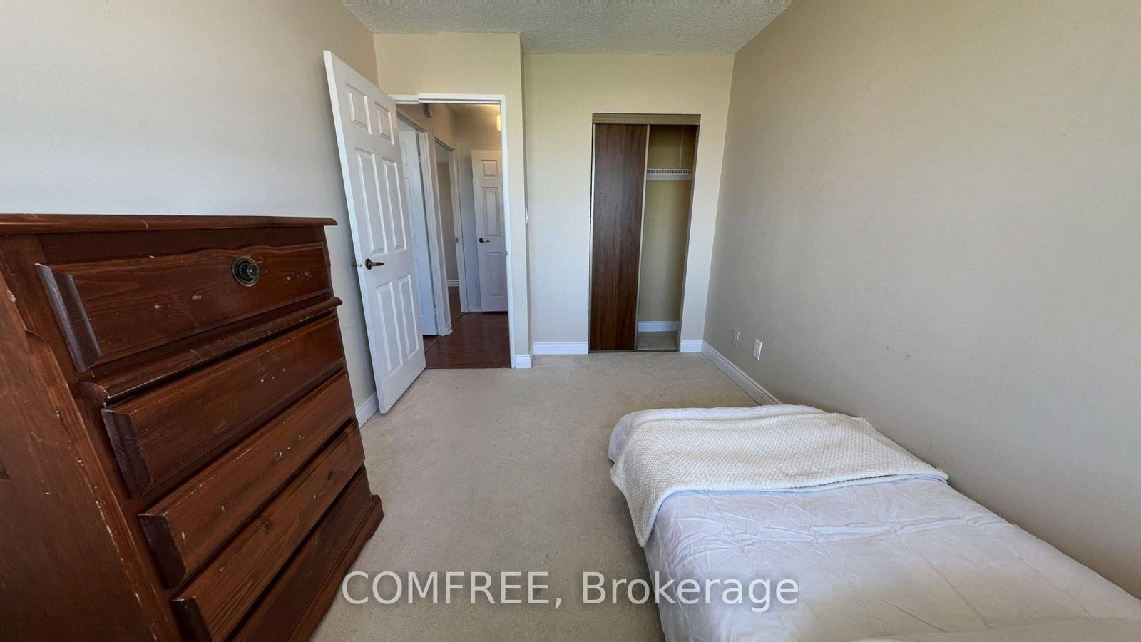 55 William Street E • #505 • Oshawa, ON photo 18