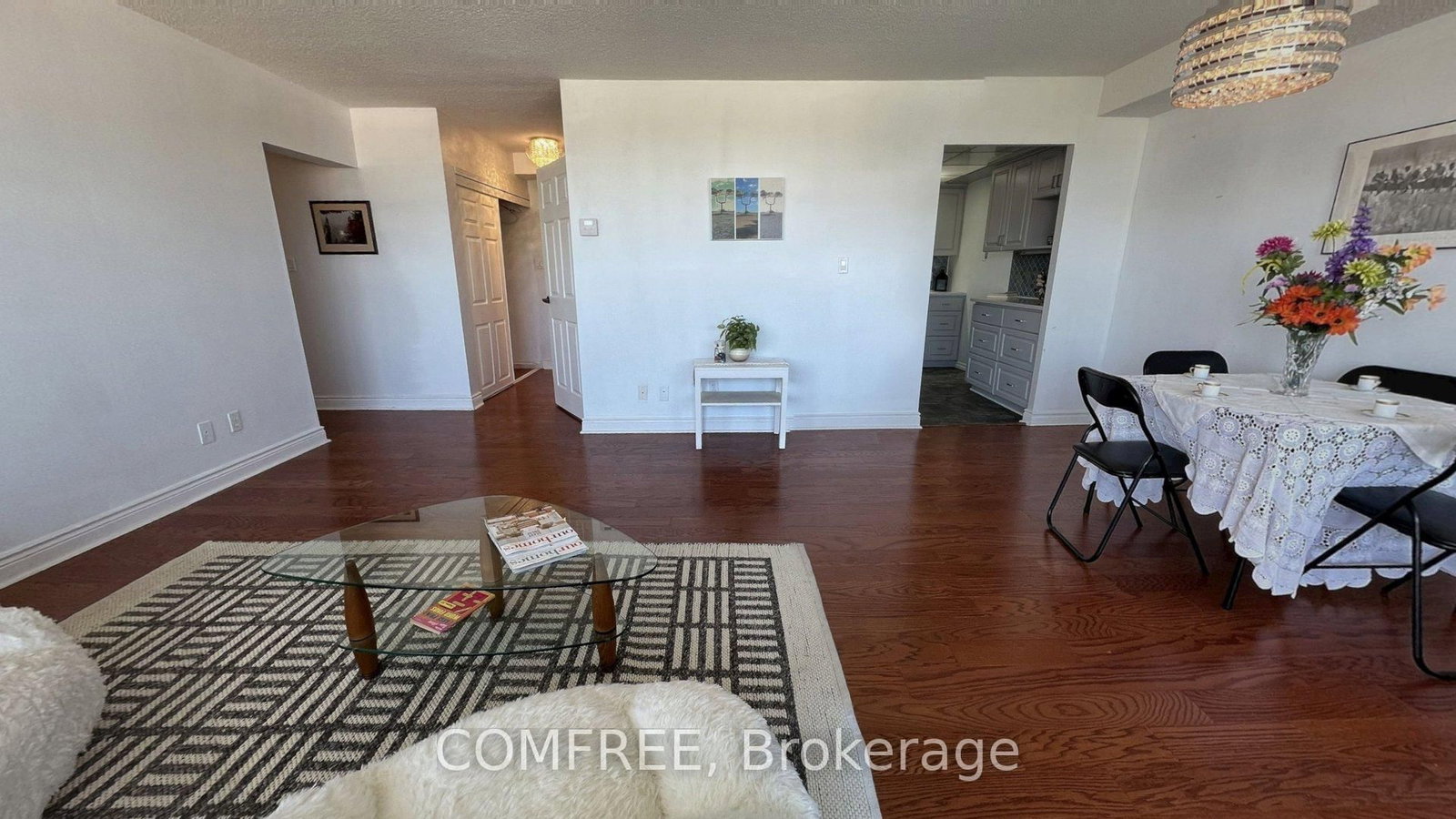 55 William Street E • #505 • Oshawa, ON photo 6