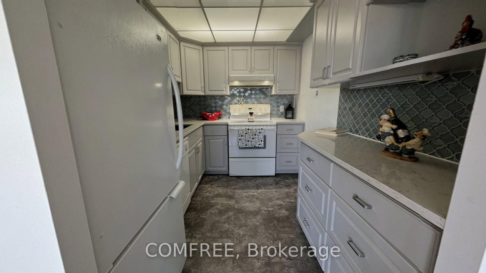55 William Street E • #505 • Oshawa, ON photo 8