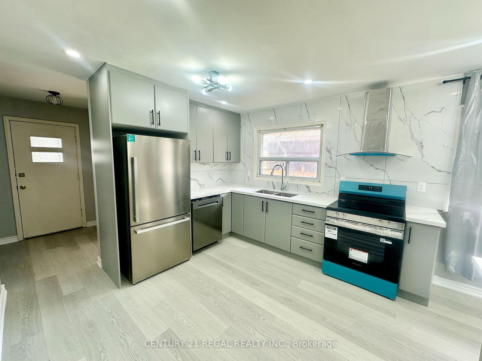 Main-14 Reddins Road, Toronto, ON, photo 3