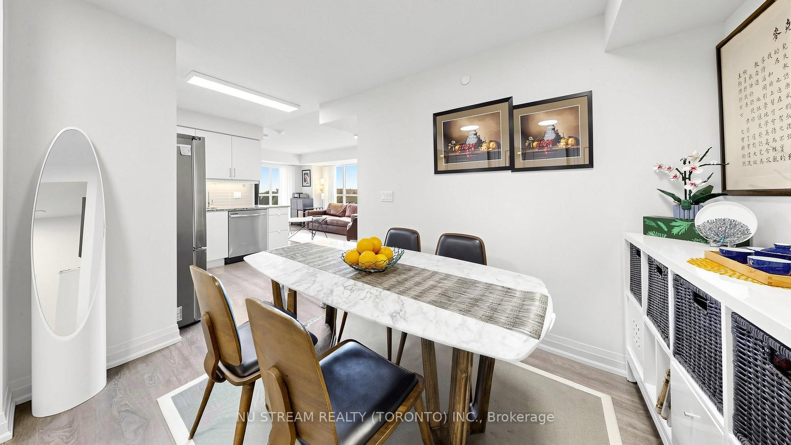 20 Meadowglen Place, Unit 2109 - Photo 7