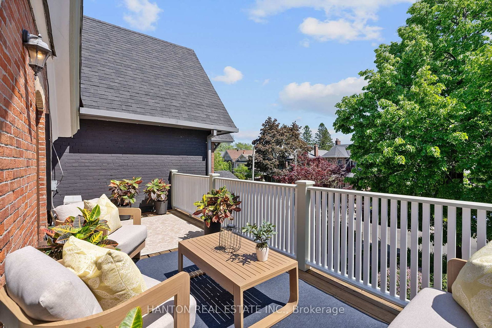 66 Hogarth Avenue - Photo 32