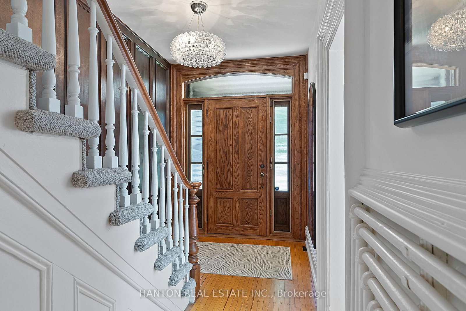66 Hogarth Avenue - Photo 8